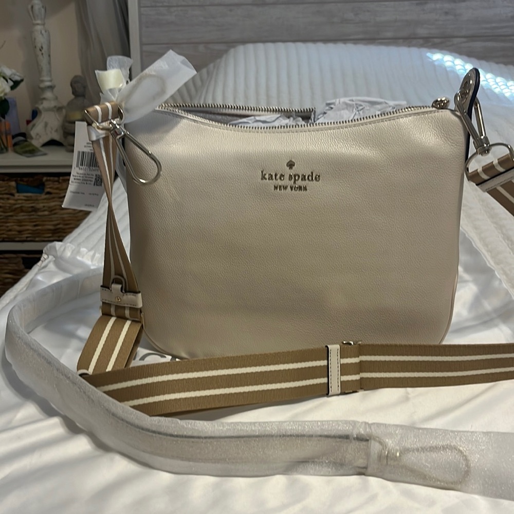 Beautiful brand new with tags Kate Spade